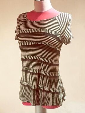 BCBG super soft stretchy top